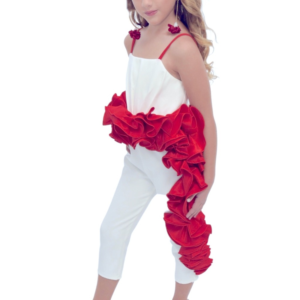RUNWAY JUMPER